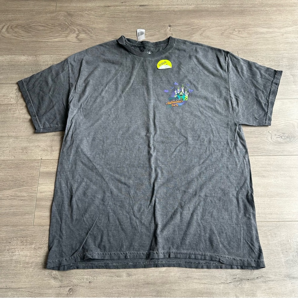 NWT Disney 2023 Mickeys Not So Scary Halloween Party t-shirt - size XL